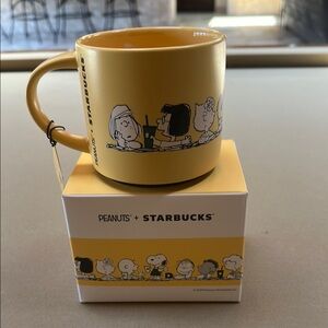 NWT Starbucks Peanuts Yellow Mug